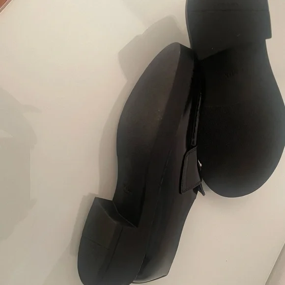 Prada women   Glossy Black Slip-On Loafers - Picture 4 of 6